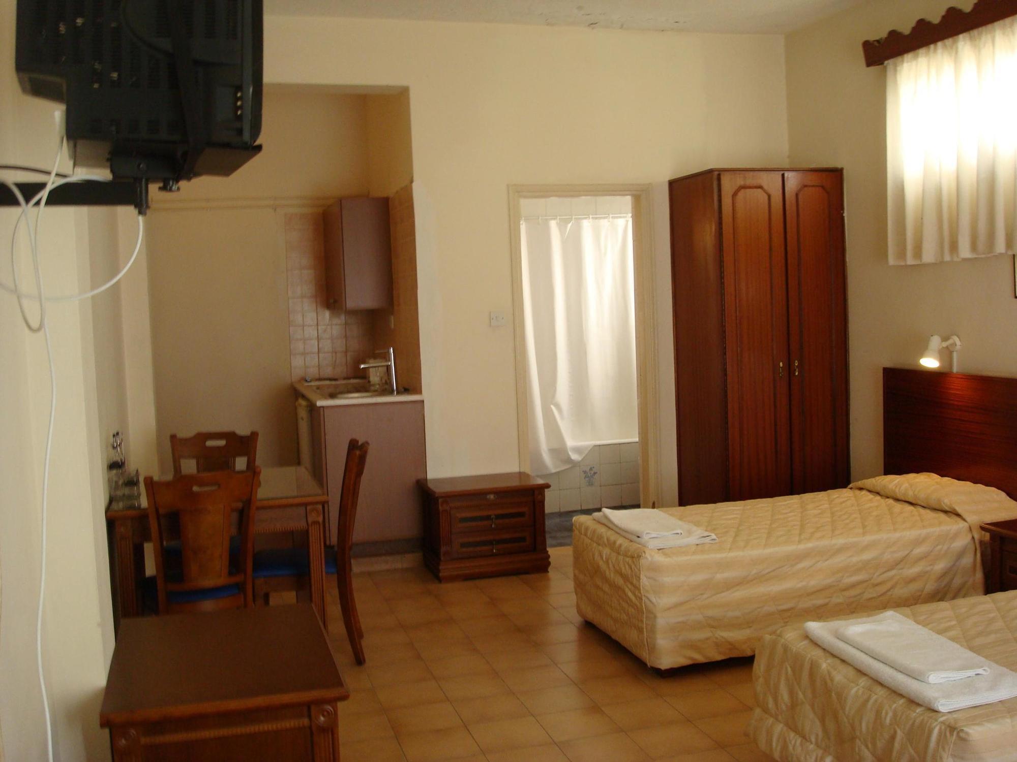 Best Western Plus Larco Hotel Larnaca Exterior photo